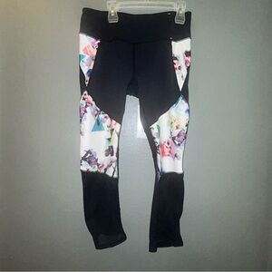 CALIA by Carrie Underwood Capri Leggings Womens Pants size M fuchsia